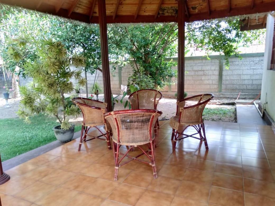 Lidwins Inn 15 Minutes To The Airport Negombo Eksteriør bilde